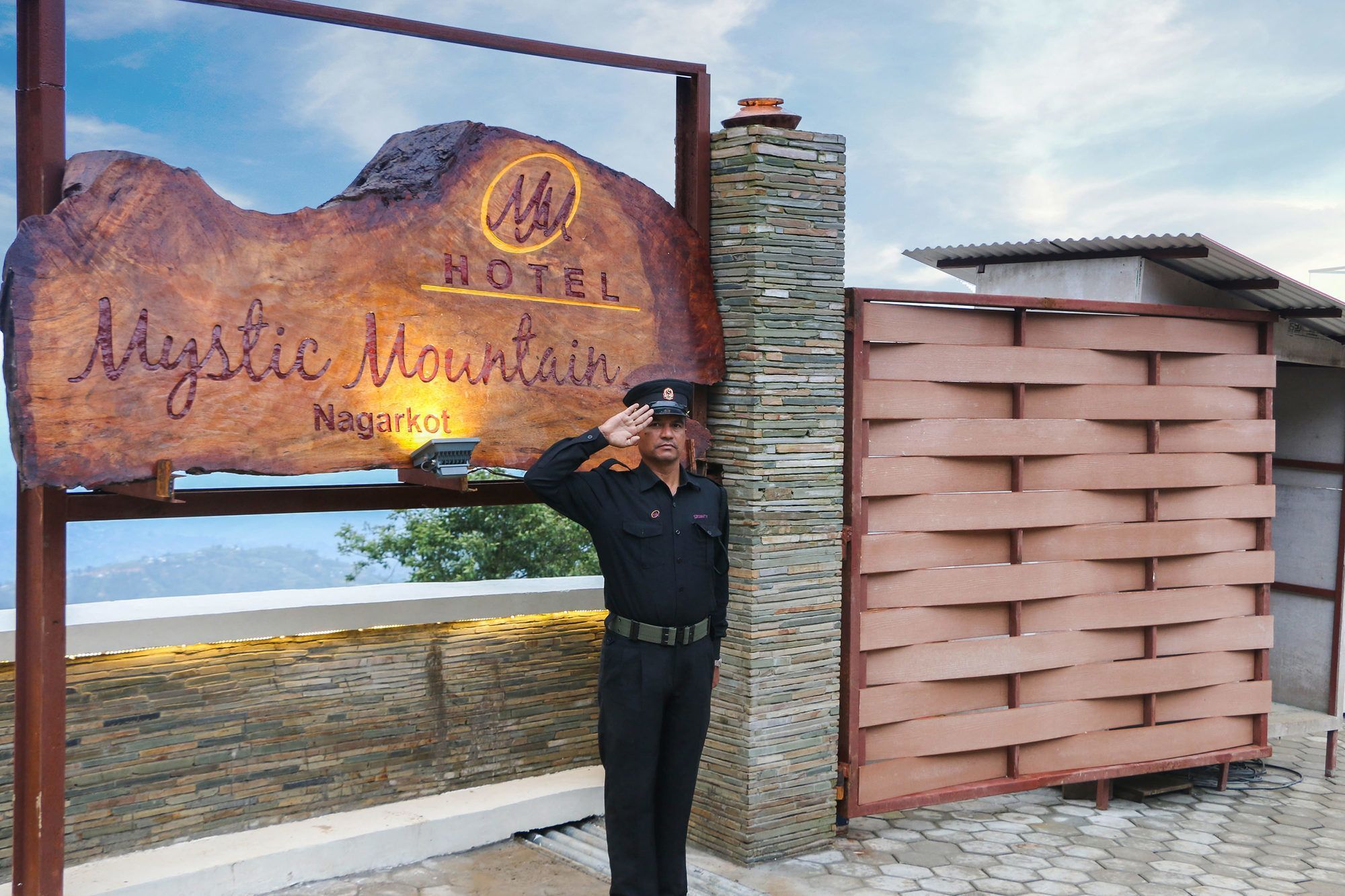 נגאקוט Hotel Mystic Mountain מראה חיצוני תמונה
